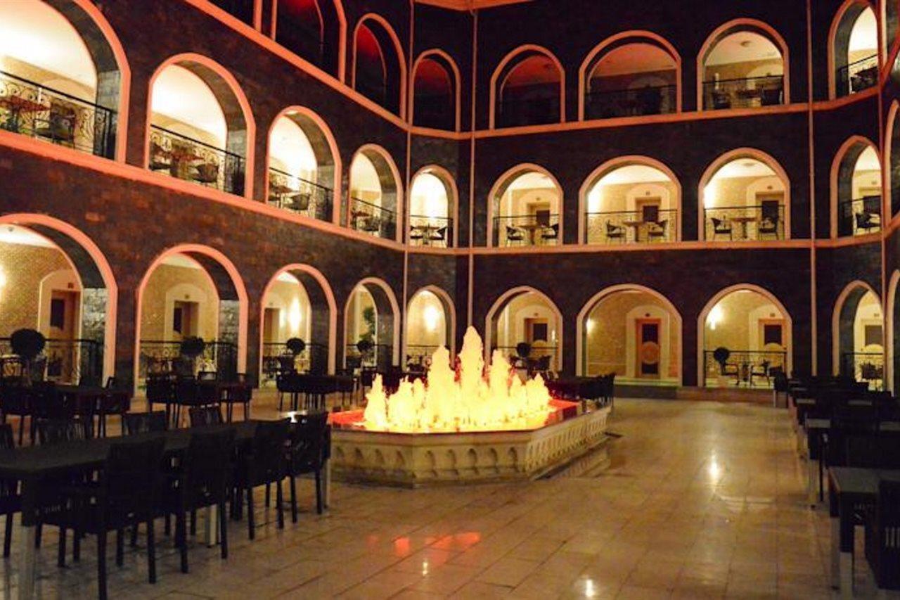 Qafqaz Karvansaray Hotel Габала Екстер'єр фото
